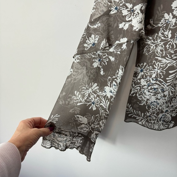 Tyler boe Silk floral ruffle blouse Size 6 - Picture 4 of 7